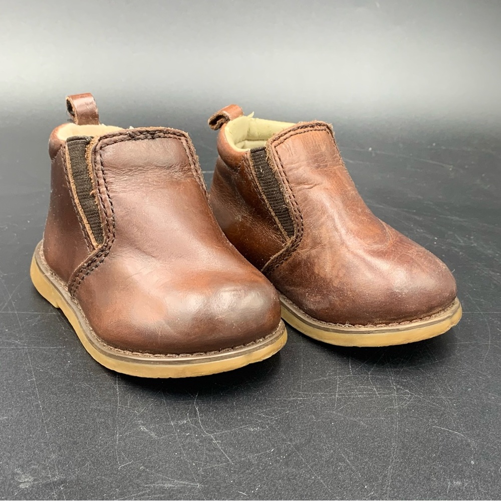 Baby Gap Leather Pull On Boots Shoes Toddler sz 5
